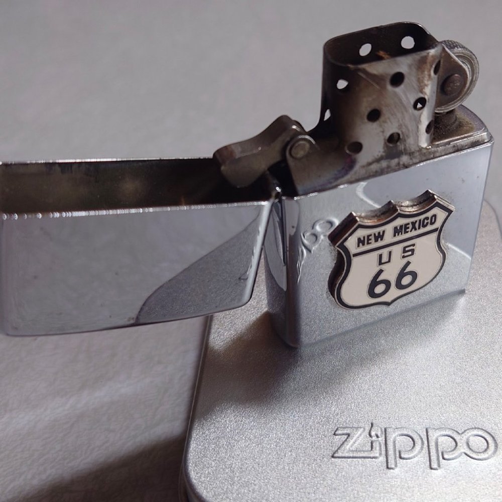 VINTAGE ZIPPO - Route 66 - 2000 - Picture 2 of 4